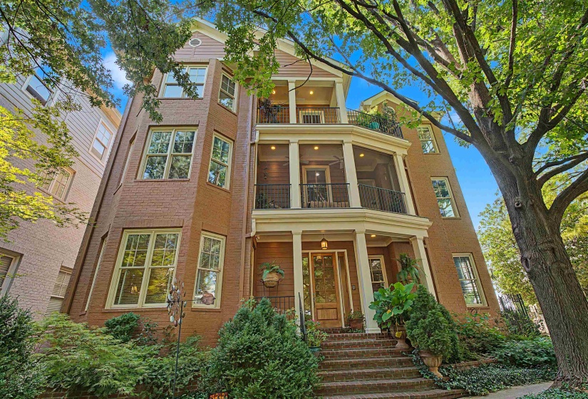 511 MONTEIGNE BLVD, Memphis, Tennessee 38103, 4 Bedroom Bedrooms, 12 Room Rooms,4.1 BathroomBathrooms,Residential,For Sale,MONTEIGNE,0,10225460