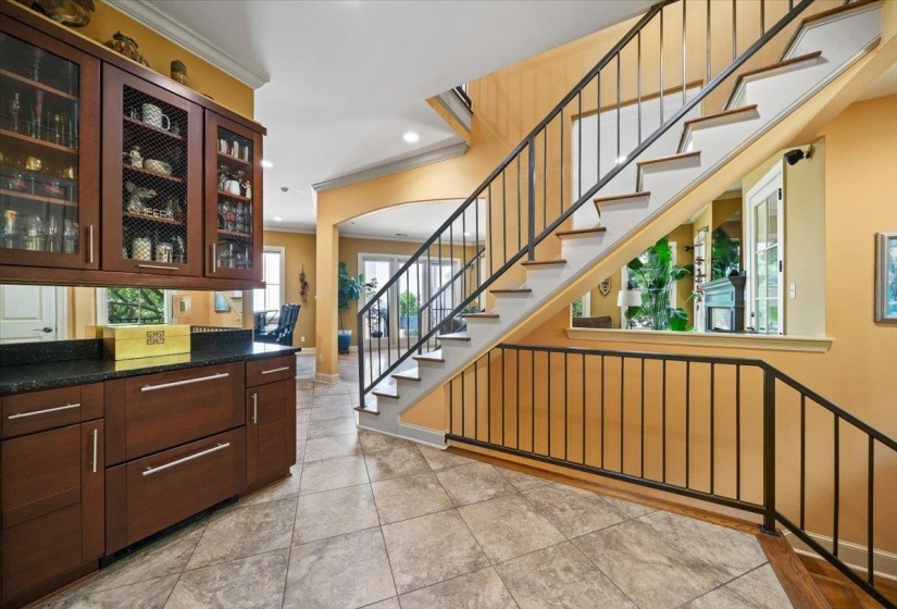 511 MONTEIGNE BLVD, Memphis, Tennessee 38103, 4 Bedroom Bedrooms, 12 Room Rooms,4.1 BathroomBathrooms,Residential,For Sale,MONTEIGNE,0,10225460