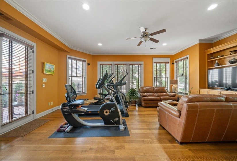 511 MONTEIGNE BLVD, Memphis, Tennessee 38103, 4 Bedroom Bedrooms, 12 Room Rooms,4.1 BathroomBathrooms,Residential,For Sale,MONTEIGNE,0,10225460