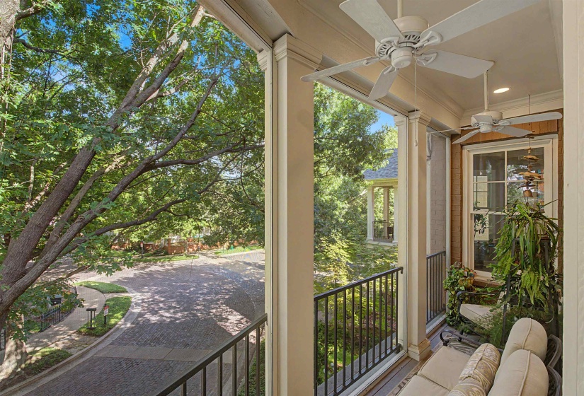 511 MONTEIGNE BLVD, Memphis, Tennessee 38103, 4 Bedroom Bedrooms, 12 Room Rooms,4.1 BathroomBathrooms,Residential,For Sale,MONTEIGNE,0,10225460