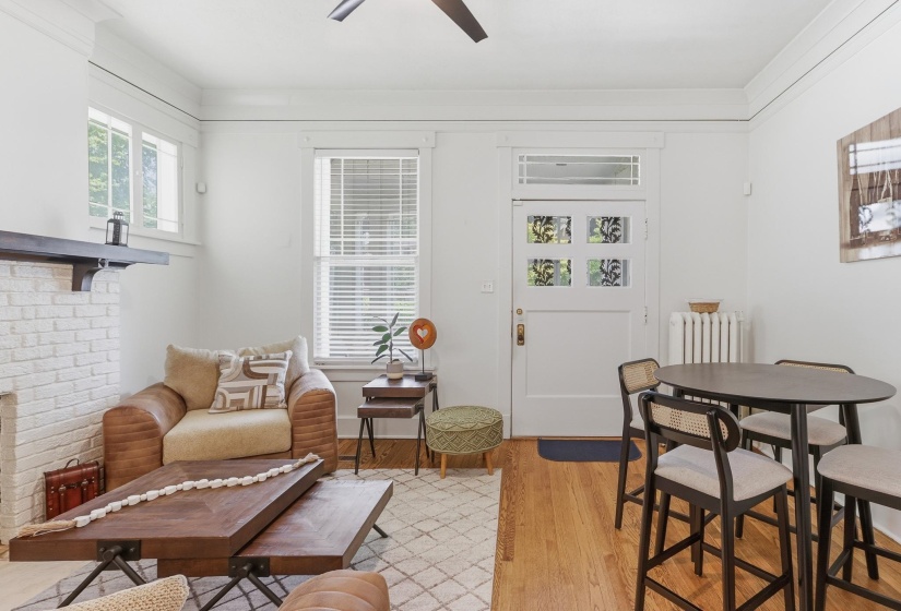 453 ANGELUS ST, Memphis, Tennessee 38112, 2 Bedroom Bedrooms, 5 Room Rooms,2 BathroomBathrooms,Residential,For Sale,ANGELUS,0,10225466