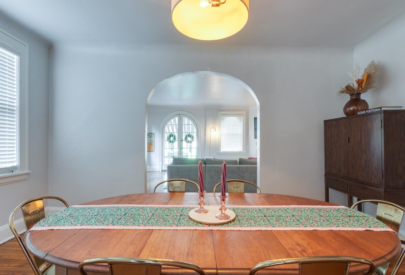 664 MCLEAN BLVD, Memphis, Tennessee 38104, 3 Bedrooms Bedrooms, 7 Rooms Rooms,1.1 BathroomsBathrooms,Residential,For Sale,MCLEAN,10225477