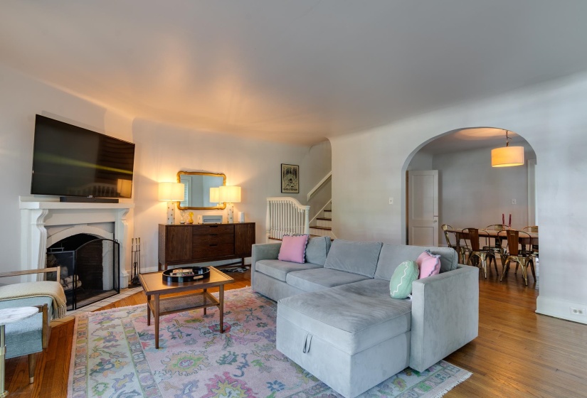 664 MCLEAN BLVD, Memphis, Tennessee 38104, 3 Bedrooms Bedrooms, 7 Rooms Rooms,1.1 BathroomsBathrooms,Residential,For Sale,MCLEAN,10225477