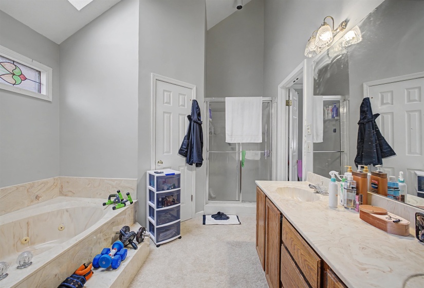 951 DOVE HOLLOW DR, Memphis, Tennessee 38018, 3 Bedroom Bedrooms, 6 Room Rooms,2 BathroomBathrooms,Residential,For Sale,DOVE HOLLOW,0,10216529