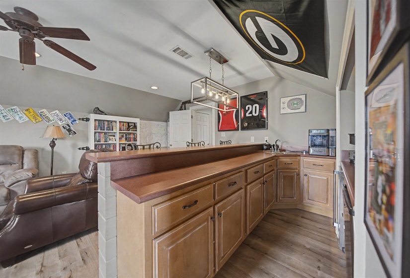2 EVERETT EASEMENT DR, Iuka, Mississippi 38852-6447, 3 Bedroom Bedrooms, 12 Room Rooms,3.1 BathroomBathrooms,Residential,For Sale,EVERETT EASEMENT,0,10222200