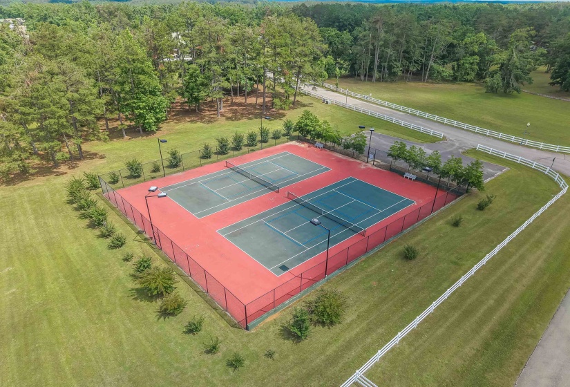 2 EVERETT EASEMENT DR, Iuka, Mississippi 38852-6447, 3 Bedroom Bedrooms, 12 Room Rooms,3.1 BathroomBathrooms,Residential,For Sale,EVERETT EASEMENT,0,10222200