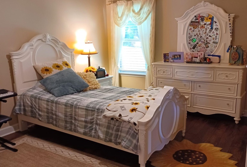 8268 BARTLETT GAP DR, Bartlett, Tennessee 38133, 4 Bedrooms Bedrooms, 7 Rooms Rooms,2 BathroomsBathrooms,Residential,For Sale,BARTLETT GAP,10225482