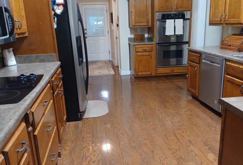 8268 BARTLETT GAP DR, Bartlett, Tennessee 38133, 4 Bedrooms Bedrooms, 7 Rooms Rooms,2 BathroomsBathrooms,Residential,For Sale,BARTLETT GAP,10225482