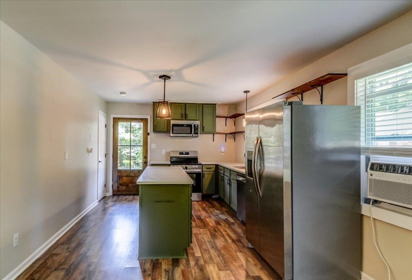 478 MUNFORD GILTEDGE RD, Munford, Tennessee 38058, 3 Bedrooms Bedrooms, 5 Rooms Rooms,1 BathroomBathrooms,Residential,For Sale,MUNFORD GILTEDGE,10225488