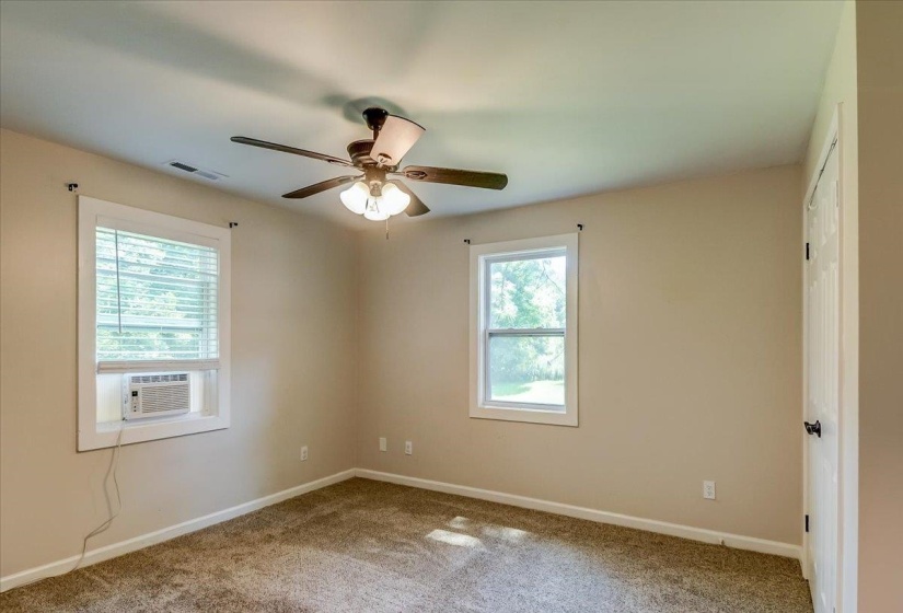 478 MUNFORD GILTEDGE RD, Munford, Tennessee 38058, 3 Bedrooms Bedrooms, 5 Rooms Rooms,1 BathroomBathrooms,Residential,For Sale,MUNFORD GILTEDGE,10225488