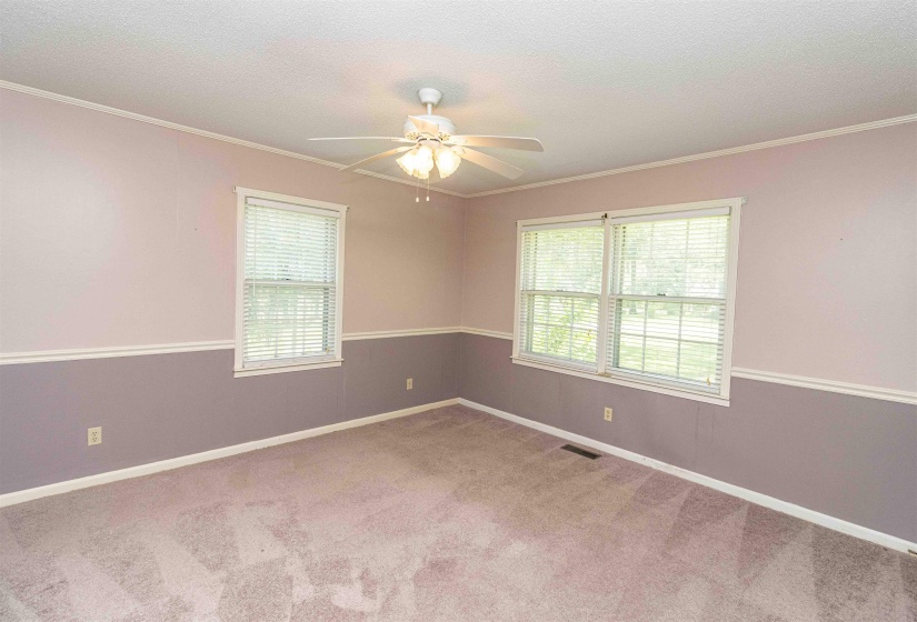 1057 COUNTRY CLUB LN, Selmer, Tennessee 38375, 3 Bedrooms Bedrooms, 7 Rooms Rooms,2 BathroomsBathrooms,Residential,For Sale,COUNTRY CLUB,10225491