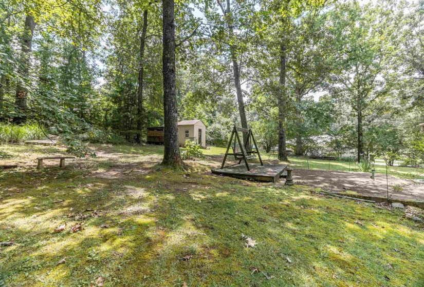 1057 COUNTRY CLUB LN, Selmer, Tennessee 38375, 3 Bedrooms Bedrooms, 7 Rooms Rooms,2 BathroomsBathrooms,Residential,For Sale,COUNTRY CLUB,10225491