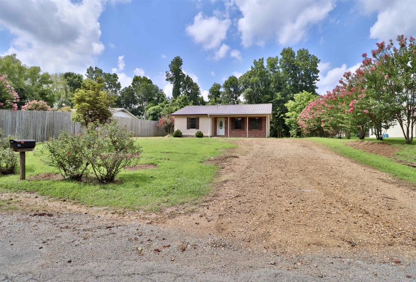 80 LONG HOLE RD, Ripley, Tennessee 38063, 3 Bedrooms Bedrooms, 6 Rooms Rooms,1 BathroomBathrooms,Residential,For Sale,LONG HOLE,10225497
