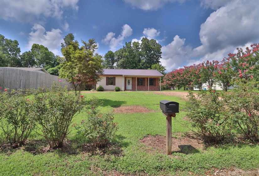 80 LONG HOLE RD, Ripley, Tennessee 38063, 3 Bedrooms Bedrooms, 6 Rooms Rooms,1 BathroomBathrooms,Residential,For Sale,LONG HOLE,10225497
