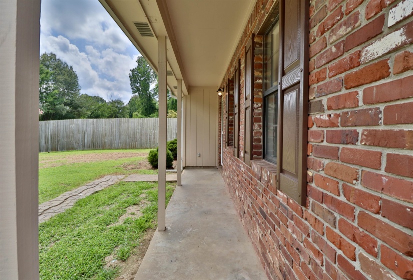 80 LONG HOLE RD, Ripley, Tennessee 38063, 3 Bedrooms Bedrooms, 6 Rooms Rooms,1 BathroomBathrooms,Residential,For Sale,LONG HOLE,10225497