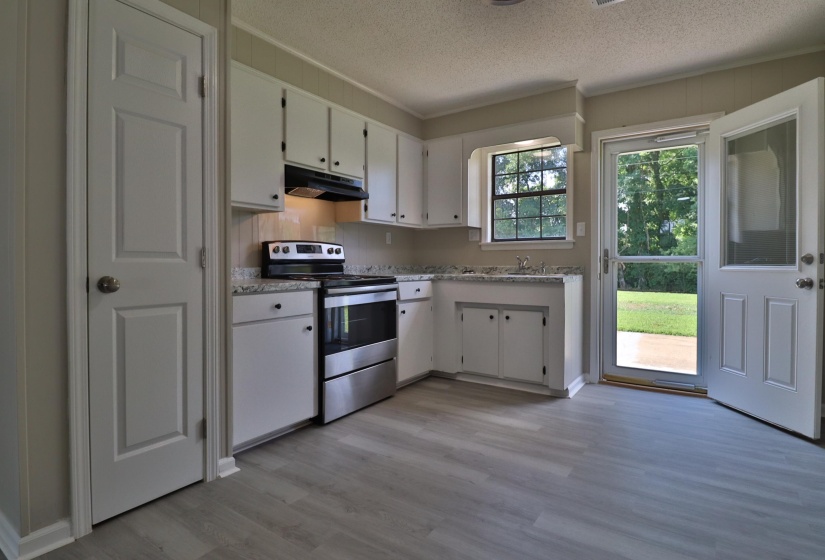 80 LONG HOLE RD, Ripley, Tennessee 38063, 3 Bedrooms Bedrooms, 6 Rooms Rooms,1 BathroomBathrooms,Residential,For Sale,LONG HOLE,10225497