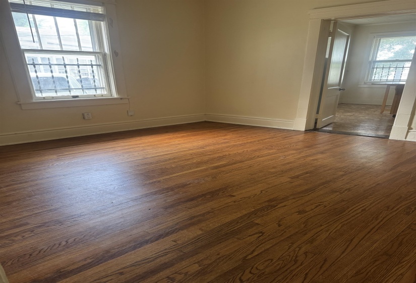 445 GARLAND ST, Memphis, Tennessee 38104, 2 Bedroom Bedrooms, 6 Room Rooms,1 BathroomBathrooms,Rental Properties,For Sale,GARLAND,0,10221884