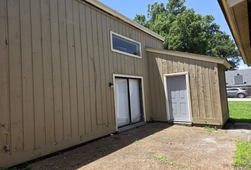 6369 GOLDEN PARK DR, Memphis, Tennessee 38141-7170, 3 Bedrooms Bedrooms, 7 Rooms Rooms,2 BathroomsBathrooms,Rental Properties,For Sale,GOLDEN PARK,10225509
