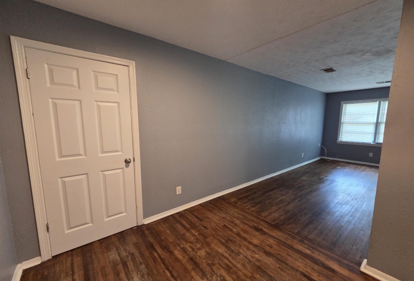 3545 DEBBY DR, Memphis, Tennessee 38127-5834, 3 Bedroom Bedrooms, 6 Room Rooms,1 BathroomBathrooms,Rental Properties,For Sale,DEBBY,0,10225514