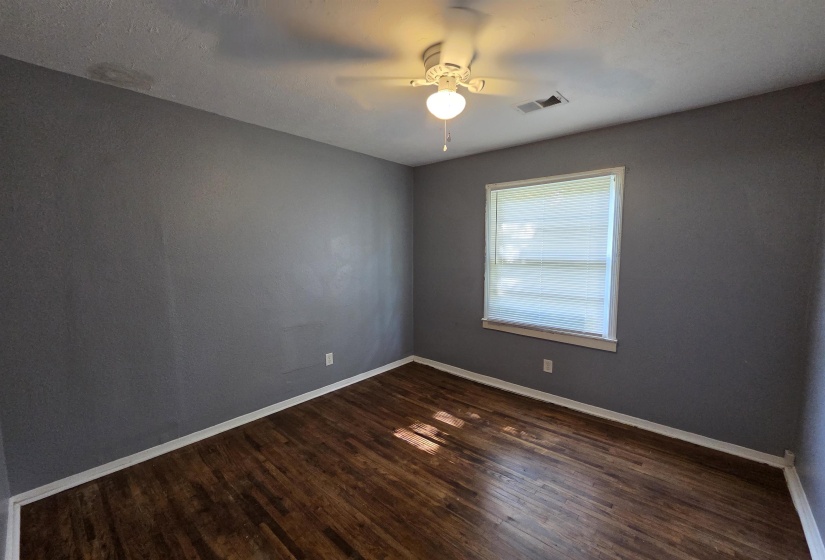 3545 DEBBY DR, Memphis, Tennessee 38127-5834, 3 Bedroom Bedrooms, 6 Room Rooms,1 BathroomBathrooms,Rental Properties,For Sale,DEBBY,0,10225514