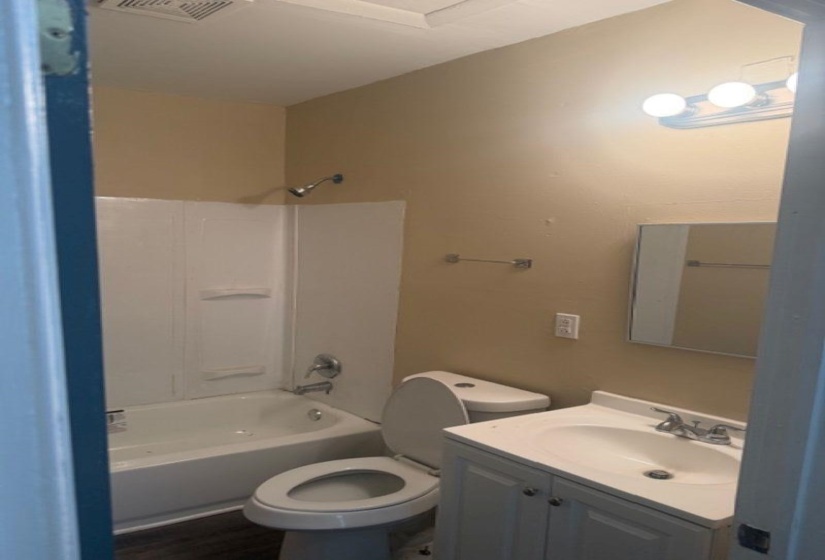 2954 CARRINGTON RD, Memphis, Tennessee 38114, 2 Bedroom Bedrooms, 5 Room Rooms,1 BathroomBathrooms,Residential,For Sale,CARRINGTON,0,10220937