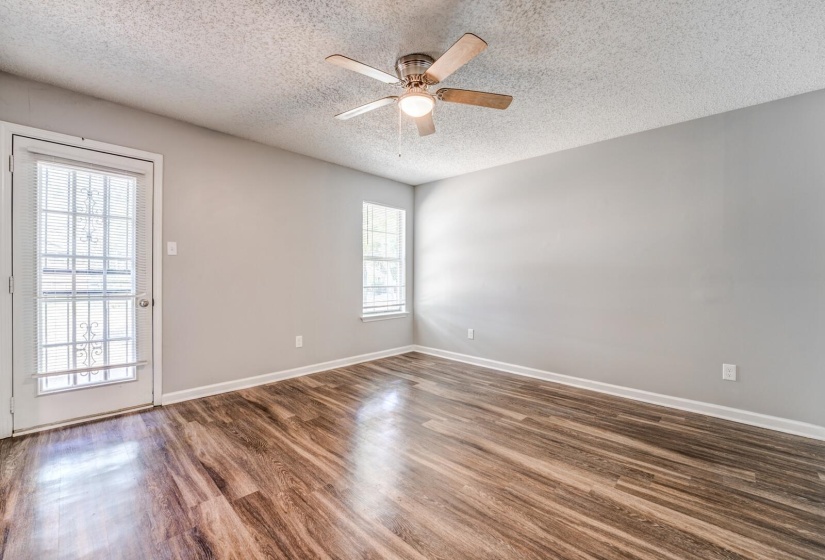 3612 SUNRAY CV, Bartlett, Tennessee 38135, 2 Bedrooms Bedrooms, 5 Rooms Rooms,2 BathroomsBathrooms,Residential,For Sale,SUNRAY,10224551