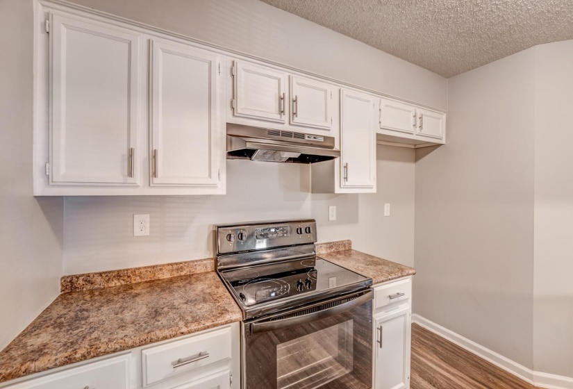 3612 SUNRAY CV, Bartlett, Tennessee 38135, 2 Bedrooms Bedrooms, 5 Rooms Rooms,2 BathroomsBathrooms,Residential,For Sale,SUNRAY,10224551