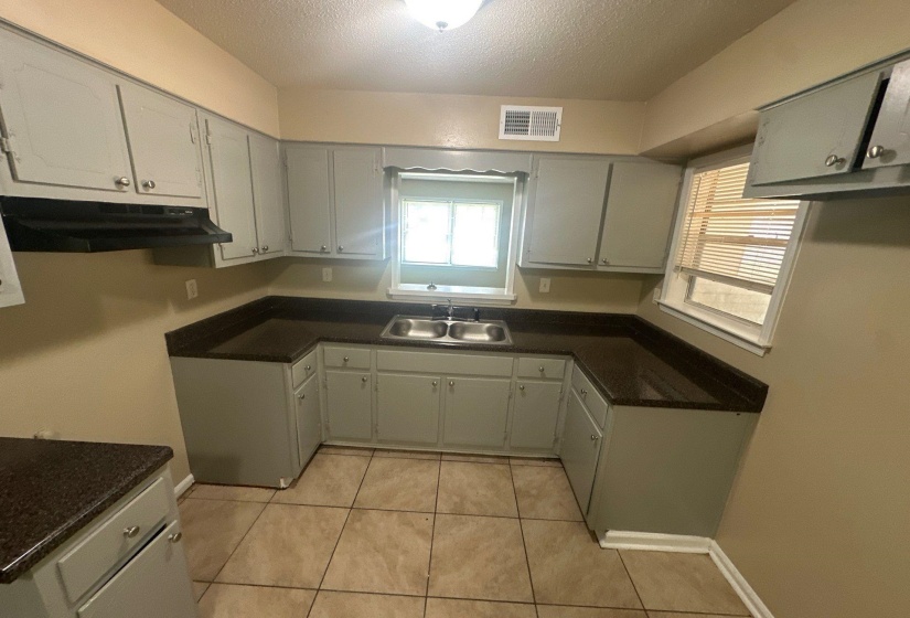 2574 ST ELMO AVE, Memphis, Tennessee 38127, 3 Bedroom Bedrooms, 6 Room Rooms,1.1 BathroomBathrooms,Residential,For Sale,ST ELMO,0,10225492