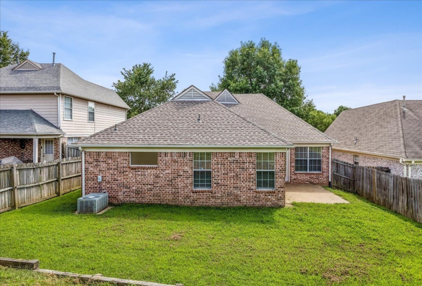 2724 GREEN TURTLE TRL, Memphis, Tennessee 38016, 3 Bedroom Bedrooms, 6 Room Rooms,2 BathroomBathrooms,Residential,For Sale,GREEN TURTLE,0,10225510