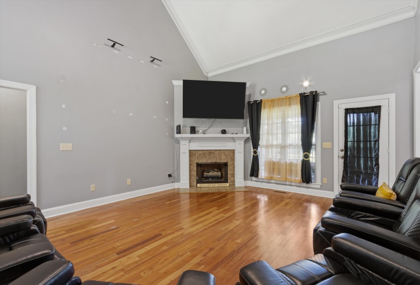 104 SPRINGBROOK DR, Jackson, Tennessee 38305-6230, 4 Bedroom Bedrooms, 8 Room Rooms,2.1 BathroomBathrooms,Residential,For Sale,SPRINGBROOK,0,10225513