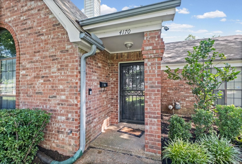 4170 TUTWILER AVE, Memphis, Tennessee 38122, 3 Bedroom Bedrooms, 1 Room Rooms,2.1 BathroomBathrooms,Residential,For Sale,TUTWILER,0,10225521