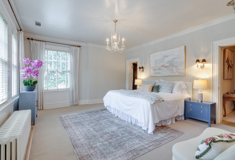 2221 POPLAR AVE, Memphis, Tennessee 38104, 5 Bedroom Bedrooms, 12 Room Rooms,4.3 BathroomBathrooms,Residential,For Sale,POPLAR,0,10225522