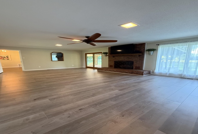 1384 MURPHY AVE, Covington, Tennessee 38019, 4 Bedroom Bedrooms, 8 Room Rooms,3 BathroomBathrooms,Residential,For Sale,MURPHY,0,10225538