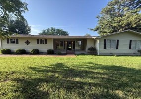 1384 MURPHY AVE, Covington, Tennessee 38019, 4 Bedroom Bedrooms, 8 Room Rooms,3 BathroomBathrooms,Residential,For Sale,MURPHY,0,10225538