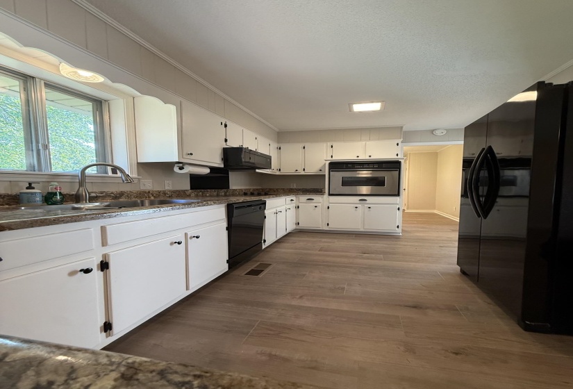 1384 MURPHY AVE, Covington, Tennessee 38019, 4 Bedroom Bedrooms, 8 Room Rooms,3 BathroomBathrooms,Residential,For Sale,MURPHY,0,10225538