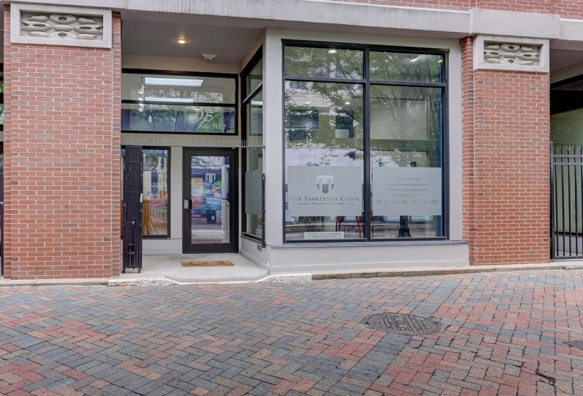 95 MAIN ST, Memphis, Tennessee 38103, 3 Bedrooms Bedrooms, 5 Rooms Rooms,2.1 BathroomsBathrooms,Residential,For Sale,MAIN,10195821