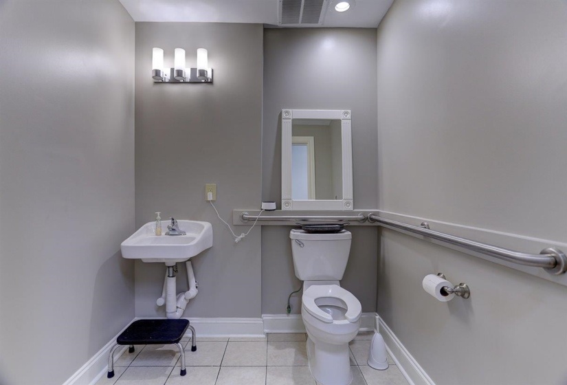 95 MAIN ST, Memphis, Tennessee 38103, 3 Bedrooms Bedrooms, 5 Rooms Rooms,2.1 BathroomsBathrooms,Residential,For Sale,MAIN,10195821