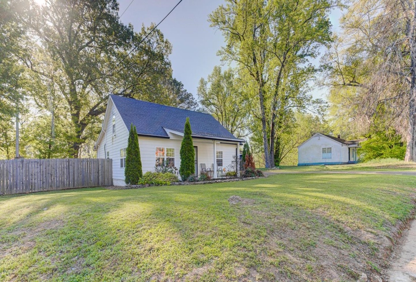 Bungalow with a shingled roof