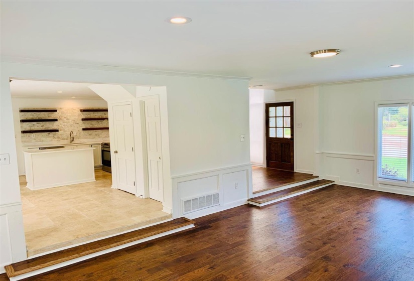 8935 ENTON CV, Germantown, Tennessee 38139, 4 Bedrooms Bedrooms, 7 Rooms Rooms,2.1 BathroomsBathrooms,Rental Properties,For Sale,ENTON,10225578
