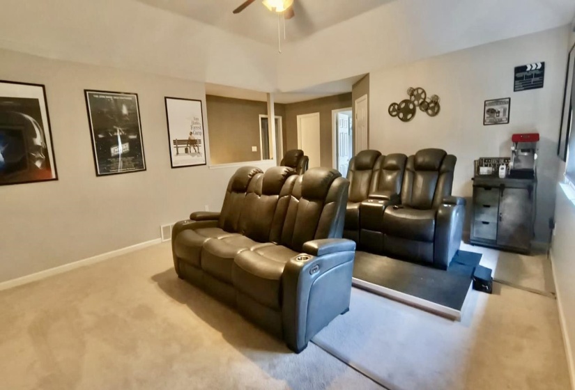 949 OAK ARROW CV, Collierville, Tennessee 38017, 5 Bedroom Bedrooms, 9 Room Rooms,3.1 BathroomBathrooms,Rental Properties,For Sale,OAK ARROW,0,10225584