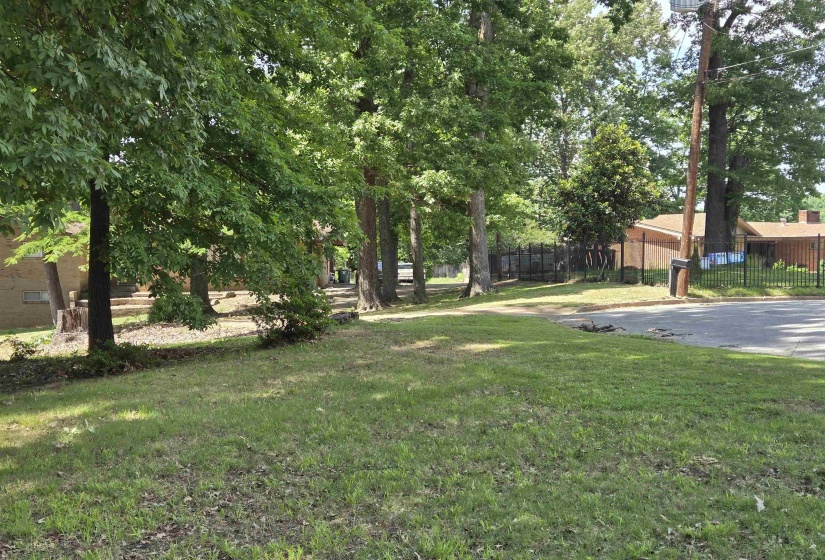 4664 CLEARWATER DR, Memphis, Tennessee 38128, 4 Bedroom Bedrooms, 9 Room Rooms,3 BathroomBathrooms,Residential,For Sale,CLEARWATER,0,10222376