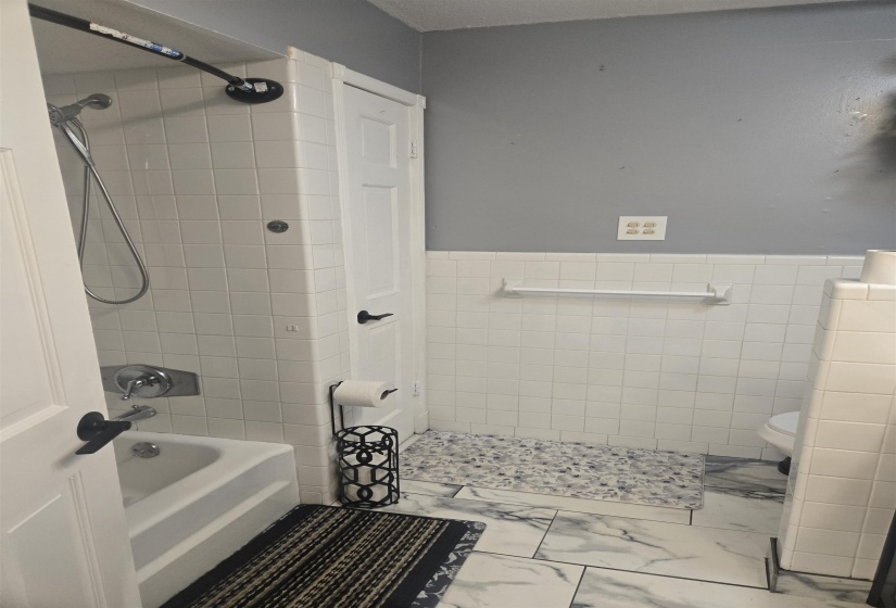 4664 CLEARWATER DR, Memphis, Tennessee 38128, 4 Bedroom Bedrooms, 9 Room Rooms,3 BathroomBathrooms,Residential,For Sale,CLEARWATER,0,10222376