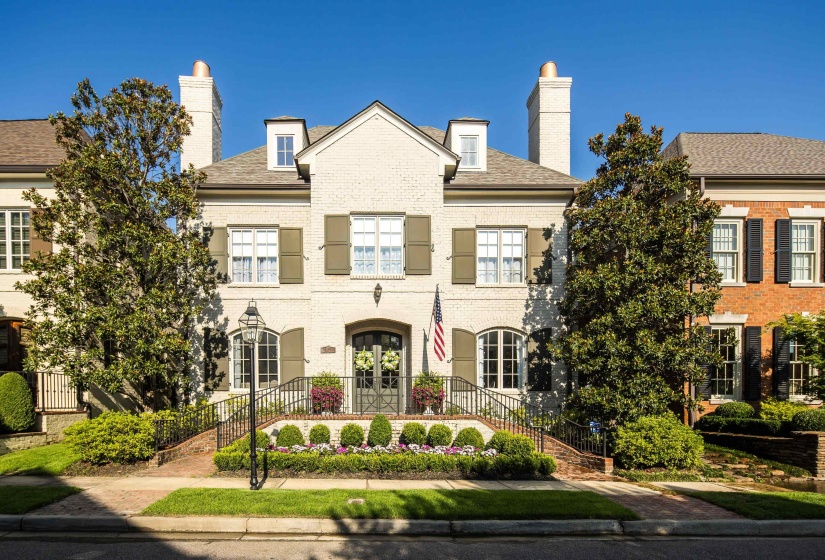 1911 HAZELTON DR, Germantown, Tennessee 38138, 5 Bedroom Bedrooms, 11 Room Rooms,4.2 BathroomBathrooms,Residential,For Sale,HAZELTON,0,10225550