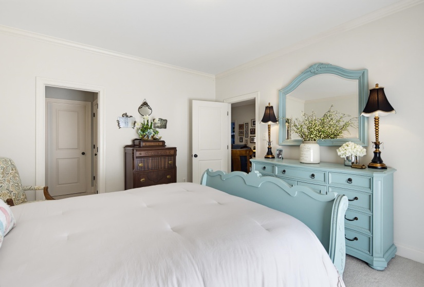 1911 HAZELTON DR, Germantown, Tennessee 38138, 5 Bedroom Bedrooms, 11 Room Rooms,4.2 BathroomBathrooms,Residential,For Sale,HAZELTON,0,10225550