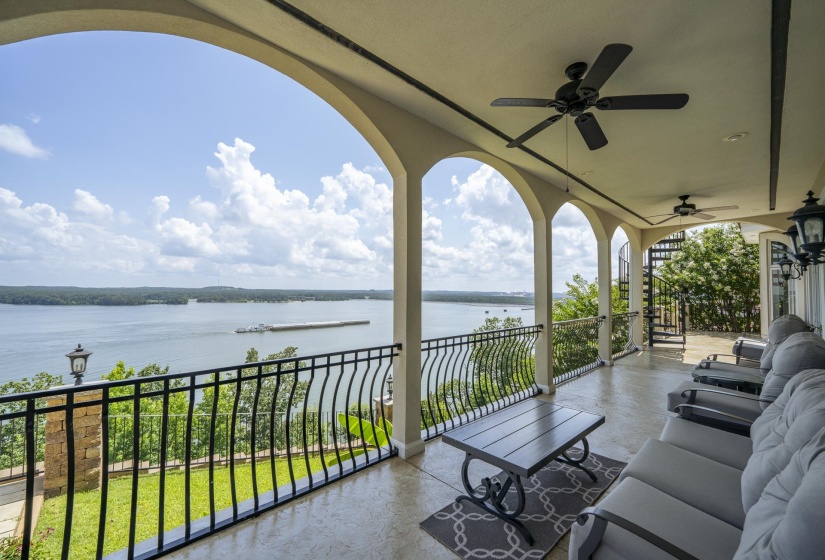 175 WESTSHORE RDG, Savannah, Tennessee 37372, 4 Bedroom Bedrooms, 8 Room Rooms,3.1 BathroomBathrooms,Residential,For Sale,WESTSHORE,0,10225559