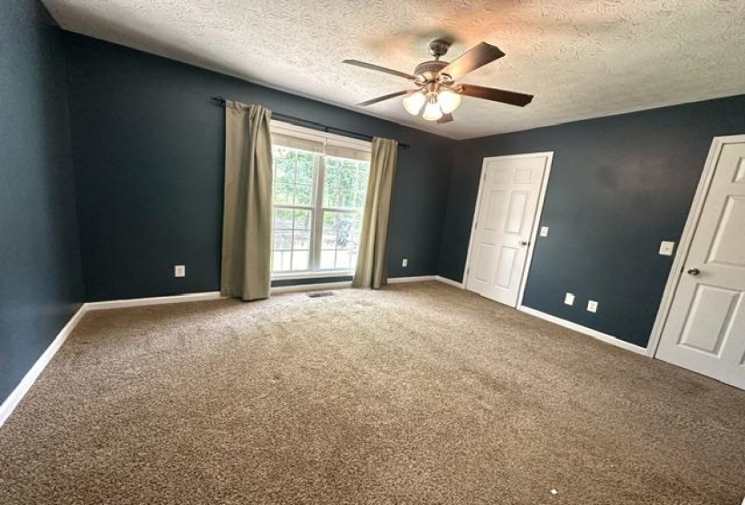 50 BOBBIE ANN DR, Savannah, Tennessee 38372, 3 Bedroom Bedrooms, 8 Room Rooms,2 BathroomBathrooms,Residential,For Sale,BOBBIE ANN,0,10225562