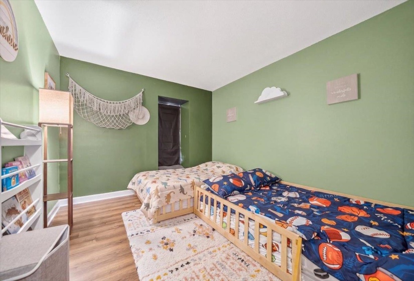 6633 POPLAR WOODS CIR, Germantown, Tennessee 38138, 2 Bedrooms Bedrooms, 5 Rooms Rooms,2 BathroomsBathrooms,Residential,For Sale,POPLAR WOODS,10225568