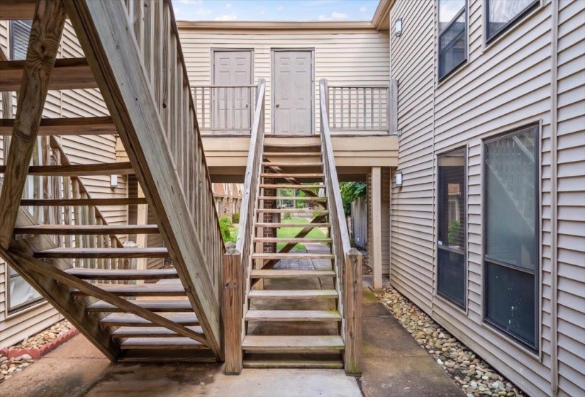 6633 POPLAR WOODS CIR, Germantown, Tennessee 38138, 2 Bedrooms Bedrooms, 5 Rooms Rooms,2 BathroomsBathrooms,Residential,For Sale,POPLAR WOODS,10225568