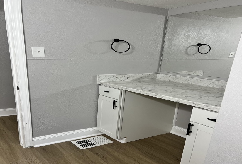1452 CASTALIA ST, Memphis, Tennessee 38114, 2 Bedrooms Bedrooms, 7 Rooms Rooms,1 BathroomBathrooms,Residential,For Sale,CASTALIA,10225580