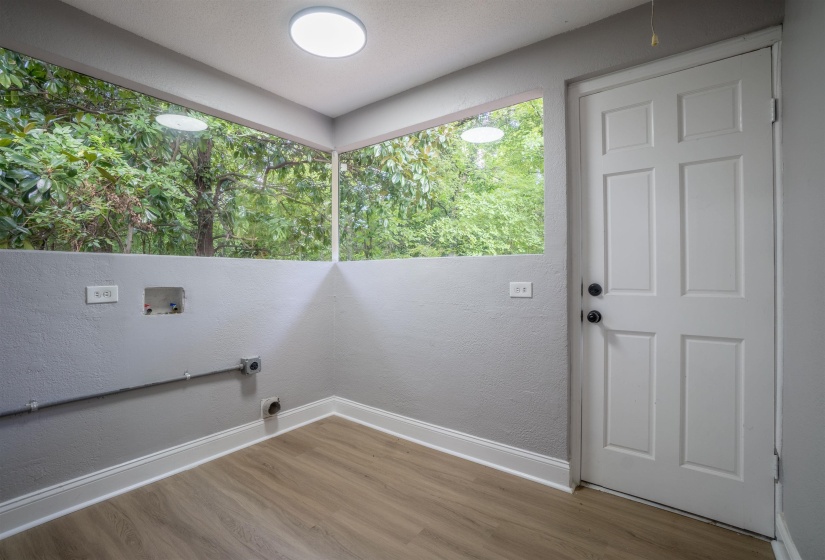 1452 CASTALIA ST, Memphis, Tennessee 38114, 2 Bedrooms Bedrooms, 7 Rooms Rooms,1 BathroomBathrooms,Residential,For Sale,CASTALIA,10225580